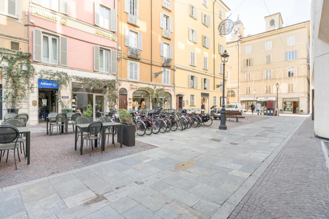 Raffinato Apt Vicino A Piazza Garibaldi X5 Парма Экстерьер фото